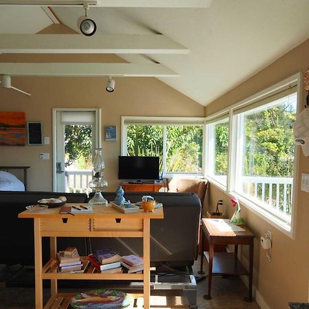 Idyllic Waterfront Cottage With Beach And Sunset Views 汤森港 外观 照片