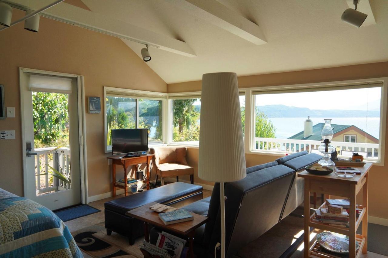 Idyllic Waterfront Cottage With Beach And Sunset Views 汤森港 外观 照片